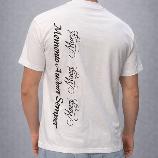 MAEZi luxe heren T-shirt wit Memento Audere Semper – voorkant gedragen